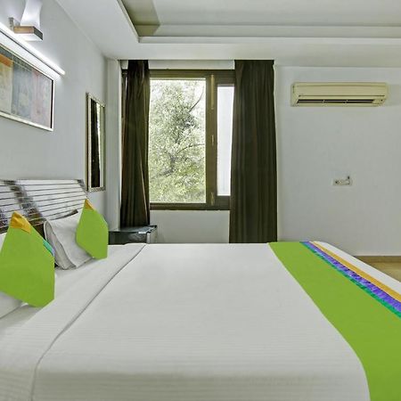 Dreamz Hospitality Gurgaon Hotel Exterior photo