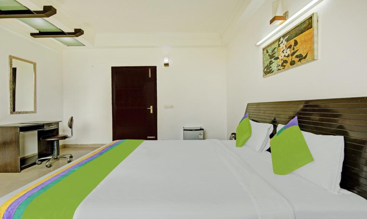 Dreamz Hospitality Gurgaon Hotel Exterior photo